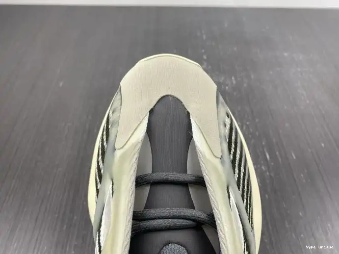 hype ID1674 Yeezy V3 Fade Adidas Salt 700 0521